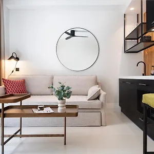 Magno Patios De O'donnell Appartamento