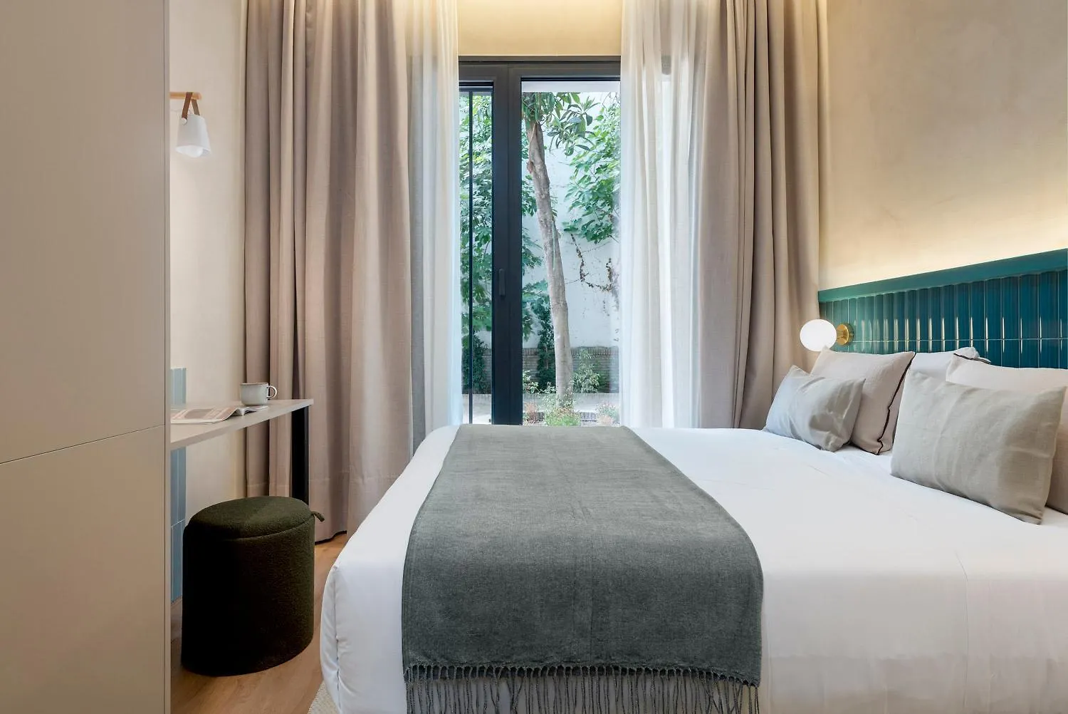 Magno Apartments Pureza Suites Seville 0*,